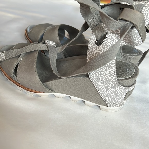 Sorel Joanie wrap dove grey sandals wedges 9 strappy sandals summer - Picture 8 of 9